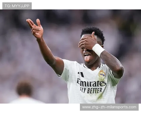 球员在欧冠场边情绪表达引发媒体热议，欧冠观众