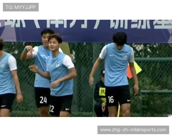 大连英博推进连连冲破边线