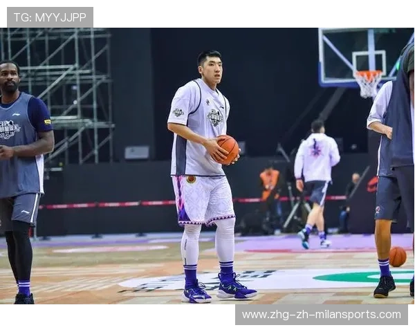 CBA上海外援挡拆顺下轻松扣篮